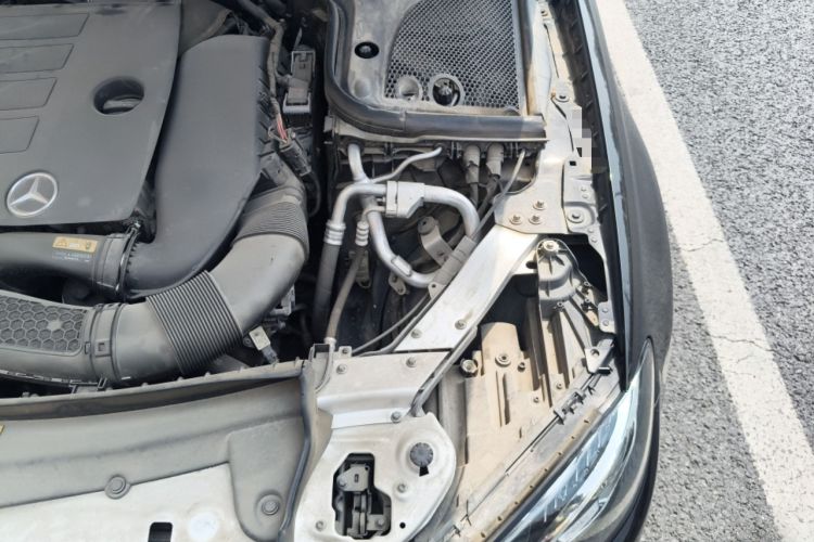 Used Mercedes-Benz E-Class 2020 Restyled E 300 L Exclusive Edition Engine Bay Left