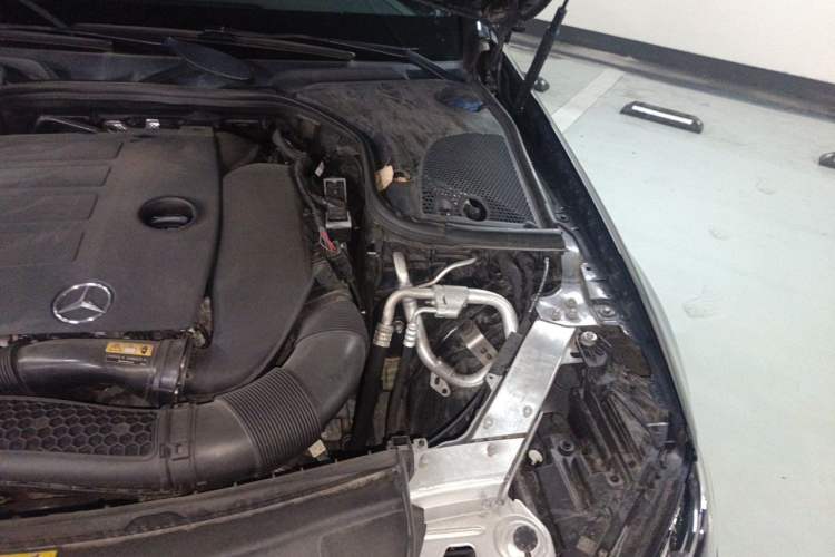 Used Mercedes-Benz E-Class 2020 E 300 L Sporty and Stylish Model Engine Bay Left