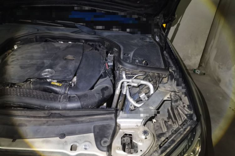 Used Mercedes-Benz E-Class 2020 E 300 L Luxury Model Engine Bay Left