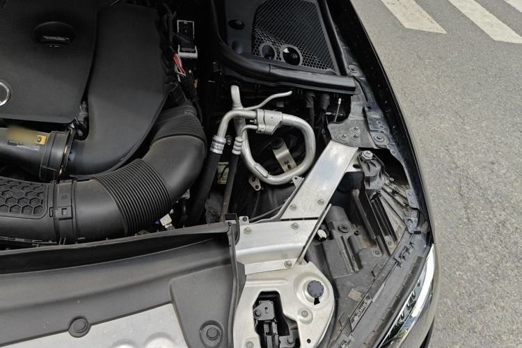 Used Mercedes-Benz E-Class 2020 Restyled E 300 L Sporty and Stylish Edition Engine Bay Left