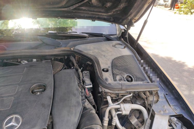 Used Mercedes-Benz E-Class 2020 E 300 L Sport Luxury Edition Engine Bay Left