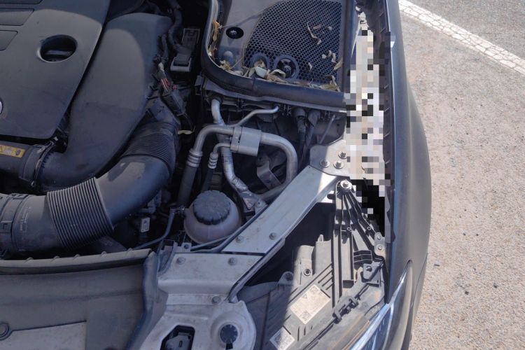 Used Mercedes-Benz E-Class 2020 Facelift E 260 Sport Edition Engine Bay Left