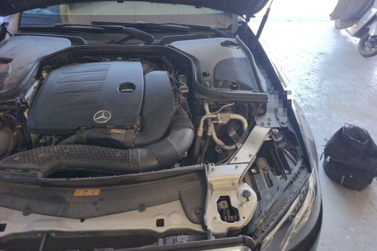Used Mercedes-Benz E-Class 2020 E 300 L Stylish Model Engine Bay Left