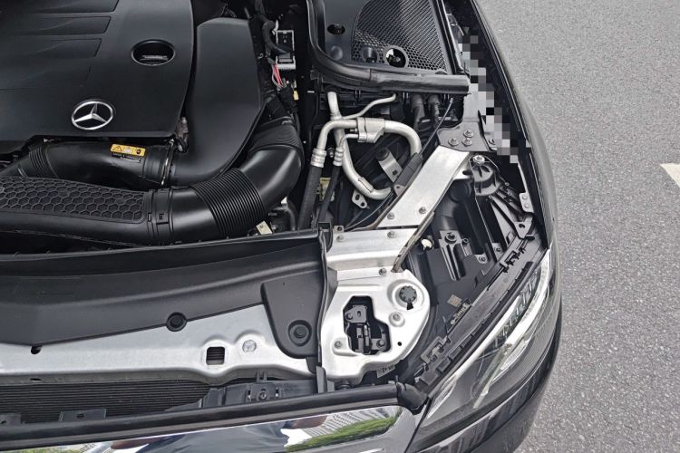 Used Mercedes-Benz E-Class 2020 E 300 L Luxury Model Engine Bay Left
