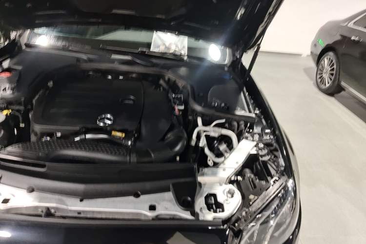 Used Mercedes-Benz E-Class 2020 E 300 L Sporty and Stylish Model Engine Bay Left