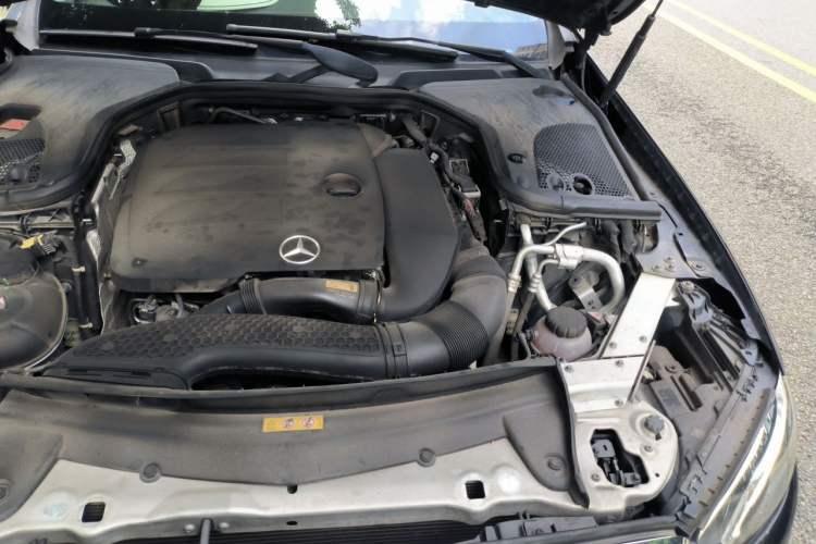 Used Mercedes-Benz E-Class 2020 Facelift E 260 L Engine Bay Left
