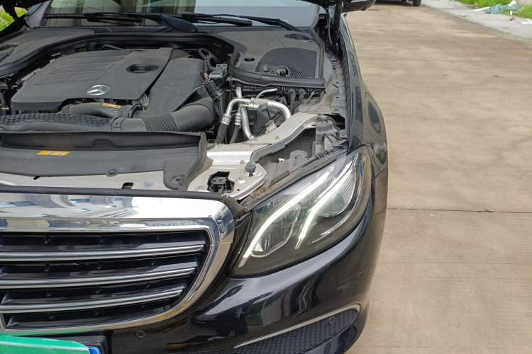 Used Mercedes-Benz E-Class 2020 Facelift E 300 L Stylish Edition Engine Bay Left