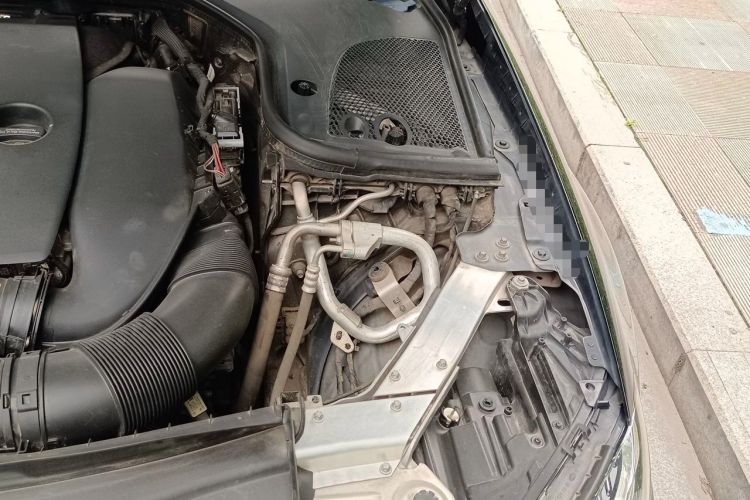 Used Mercedes-Benz E-Class 2020 Facelift E 300 L Stylish Edition Engine Bay Left