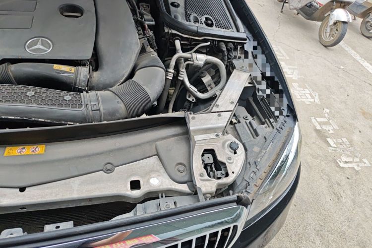 Used Mercedes-Benz E-Class 2020 Restyled E 300 L Exclusive Edition Engine Bay Left