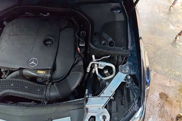 Used Mercedes-Benz E-Class 2020 Restyled E 300 L Exclusive Edition Engine Bay Left
