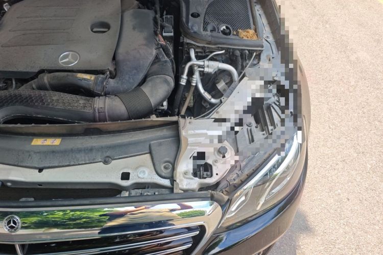Used Mercedes-Benz E-Class 2020 Restyled E 300 L Exclusive Edition Engine Bay Left