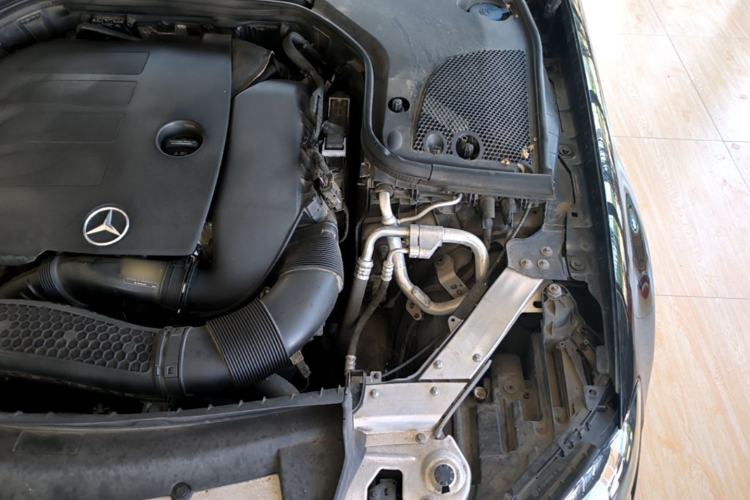 Used Mercedes-Benz E-Class 2020 E 300 L Sporty and Stylish Model Engine Bay Left