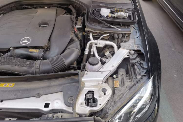 Used Mercedes-Benz E-Class 2020 Facelift E 260 L Engine Bay Left