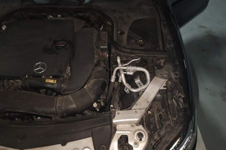 Used Mercedes-Benz E-Class 2020 Restyled E 300 L Sporty and Stylish Edition Engine Bay Left