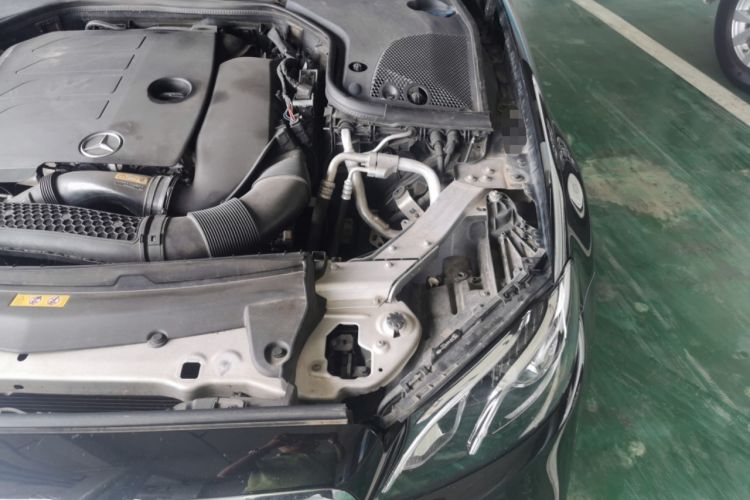 Used Mercedes-Benz E-Class 2020 E 300 L Sporty and Stylish Model Engine Bay Left
