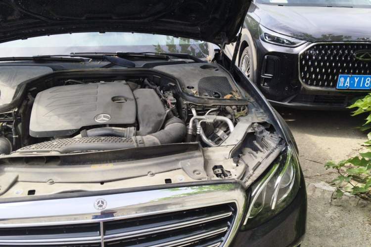 Used Mercedes-Benz E-Class 2020 E 300 L Luxury Model Engine Bay Left