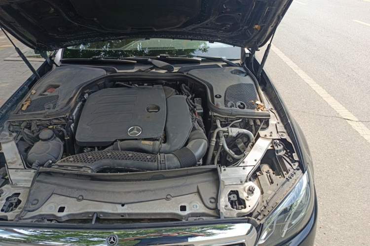 Used Mercedes-Benz E-Class 2020 Facelift E 300 L Stylish Edition Engine Bay Left