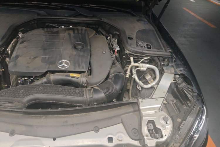 Used Mercedes-Benz E-Class 2020 Restyled E 300 L Exclusive Edition Engine Bay Left