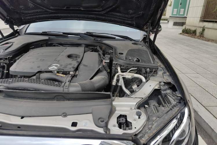 Used Mercedes-Benz E-Class 2020 Facelift E 300 L Stylish Edition Engine Bay Left
