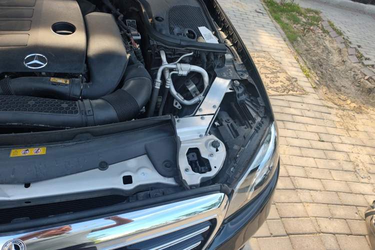 Used Mercedes-Benz E-Class 2020 Facelift E 300 L Stylish Edition Engine Bay Left