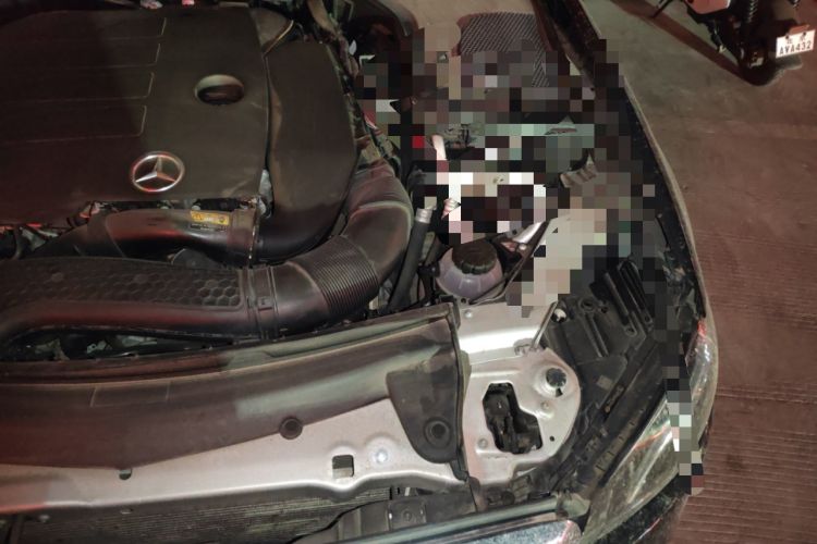 Used Mercedes-Benz E-Class 2020 E 260 L Engine Bay Left
