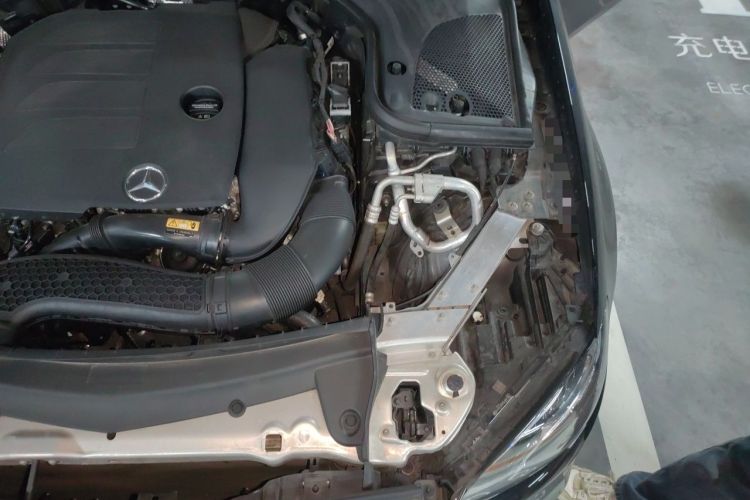 Used Mercedes-Benz E-Class 2020 E 300 L Sporty and Stylish Model Engine Bay Left