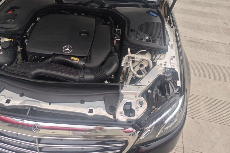 Used Mercedes-Benz E-Class 2020 Facelift E 300 L Stylish Edition Engine Bay Left