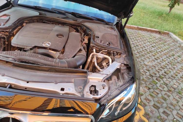 Used Mercedes-Benz E-Class 2020 Restyled E 300 L Sporty and Stylish Edition Engine Bay Left