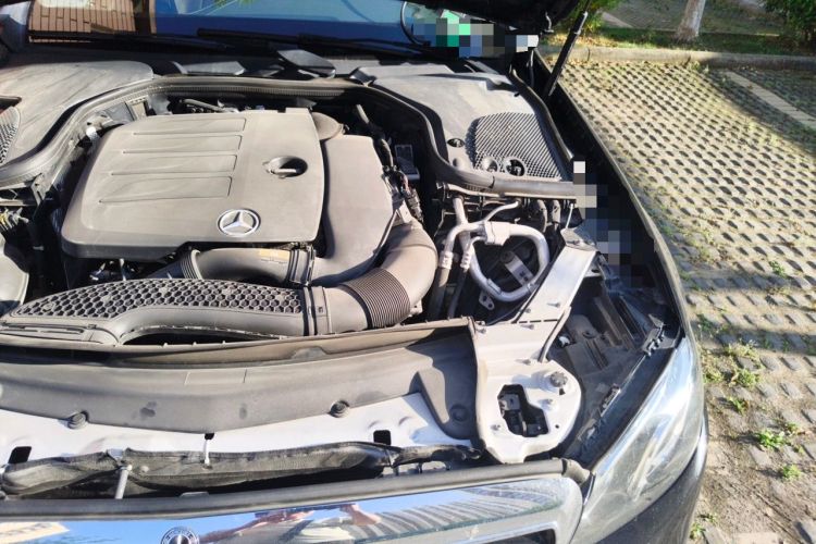 Used Mercedes-Benz E-Class 2020 E 300 L Luxury Model Engine Bay Left