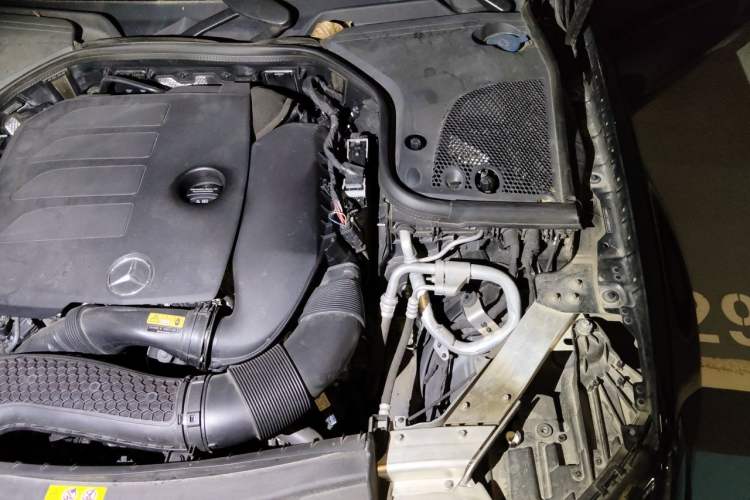 Used Mercedes-Benz E-Class 2020 Facelift E 300 L Stylish Edition Engine Bay Left