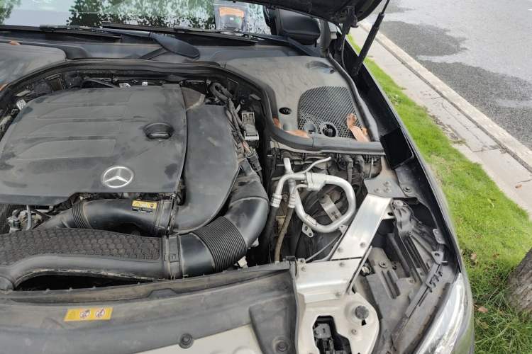 Used Mercedes-Benz E-Class 2020 Restyled E 300 L Sport Exclusive Edition Engine Bay Left