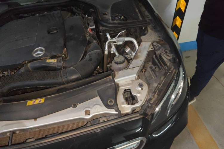 Used Mercedes-Benz E-Class 2020 Facelift E 260 L Sport Edition Engine Bay Left