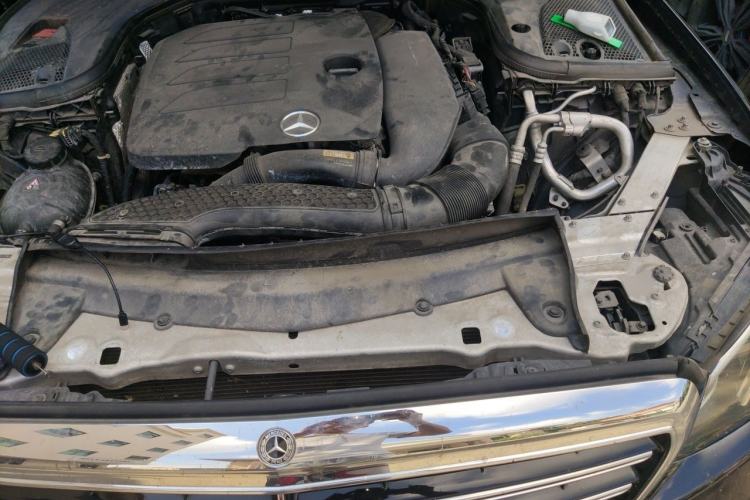 Used Mercedes-Benz E-Class 2020 Restyled E 300 L Exclusive Edition Engine Bay