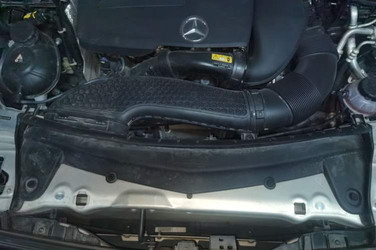Used Mercedes-Benz E-Class 2020 Facelift E 260 L Sport Edition Engine Bay