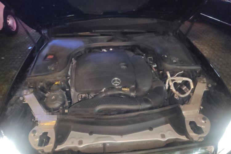 Used Mercedes-Benz E-Class 2020 E 300 L Luxury Model Engine Bay