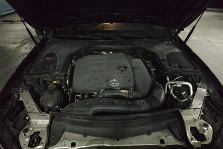 Used Mercedes-Benz E-Class 2020 E 300 L Luxury Model Engine Bay