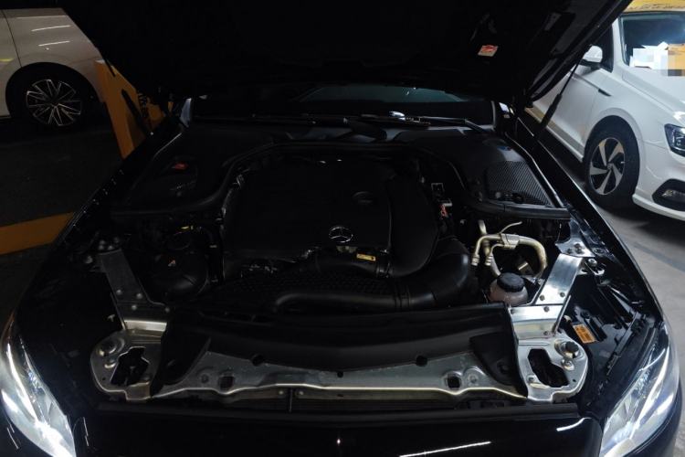 Used Mercedes-Benz E-Class 2020 Facelift E 260 L Sport Edition Engine Bay