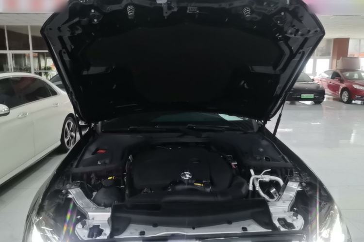 Used Mercedes-Benz E-Class 2020 Restyled E 300 L Sport Exclusive Edition Engine Bay