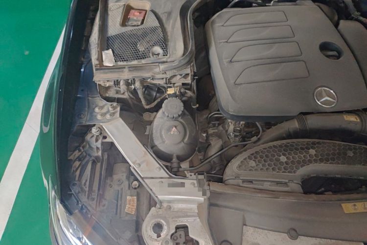 Used Mercedes-Benz E-Class 2020 E 260 L 4MATIC Engine Bay Right