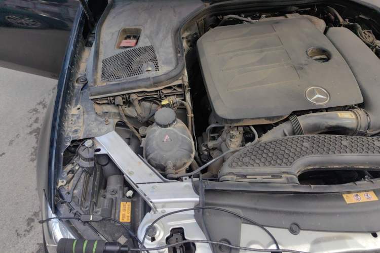 Used Mercedes-Benz E-Class 2020 Facelift E 260 L Engine Bay Right