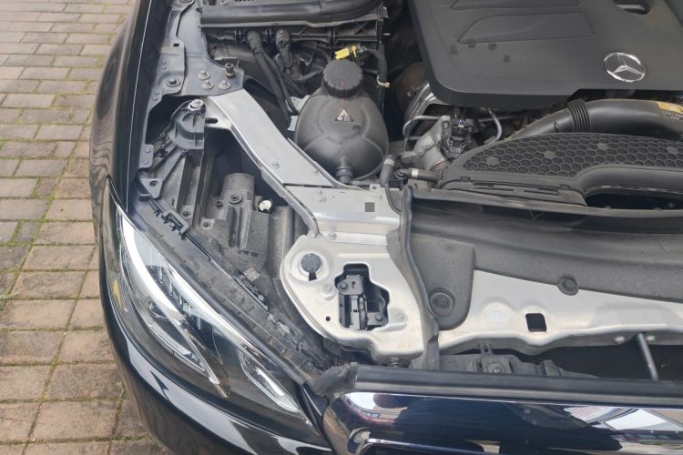 Used Mercedes-Benz E-Class 2020 Facelift E 300 L Stylish Edition Engine Bay Right