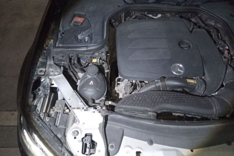 Used Mercedes-Benz E-Class 2020 E 300 L Luxury Model Engine Bay Right