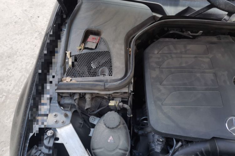 Used Mercedes-Benz E-Class 2020 Restyled E 300 L Exclusive Edition Engine Bay Right