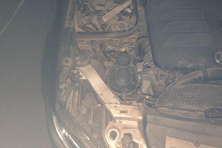 Used Mercedes-Benz E-Class 2020 E 300 L Luxury Model Engine Bay Right