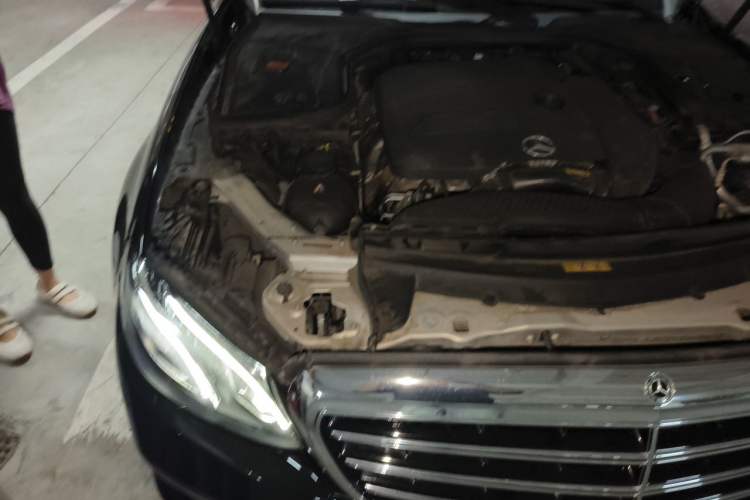 Used Mercedes-Benz E-Class 2020 E 300 L Luxury Model Engine Bay Right