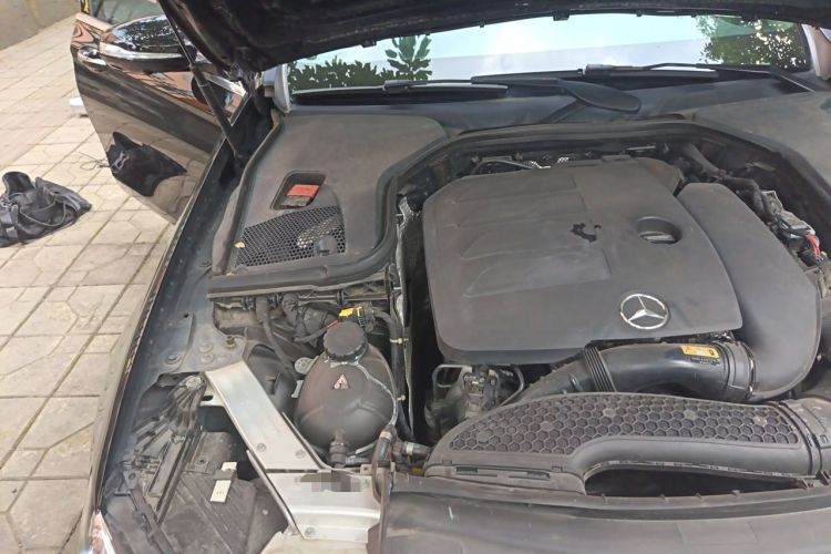 Used Mercedes-Benz E-Class 2020 E 300 L Luxury Model Engine Bay Right