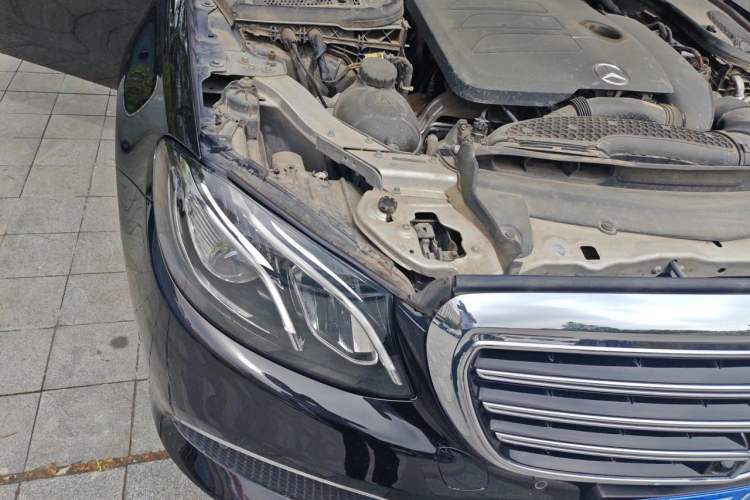 Used Mercedes-Benz E-Class 2020 E 300 L Stylish Model Engine Bay Right