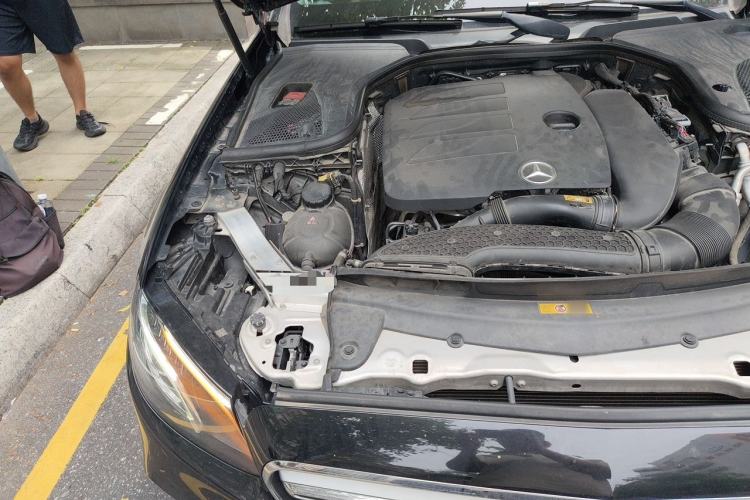 Used Mercedes-Benz E-Class 2020 Restyled E 300 L Sport Exclusive Edition Engine Bay Right