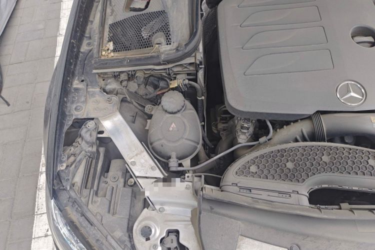 Used Mercedes-Benz E-Class 2020 Facelift E 260 L Engine Bay Right