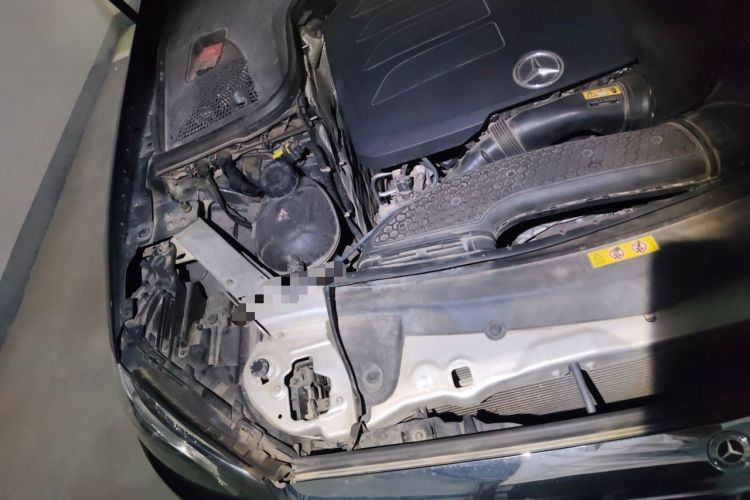 Used Mercedes-Benz E-Class 2020 E 260 L Engine Bay Right